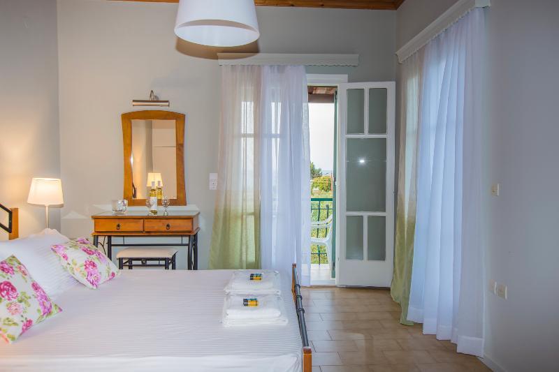 Porto Giardino Apartments Psarou  المظهر الخارجي الصورة